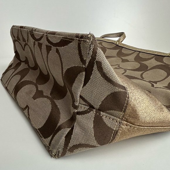 Coach Brown and Gold Signature Tote Bag 18798E Carry All - Picture 11 of 11